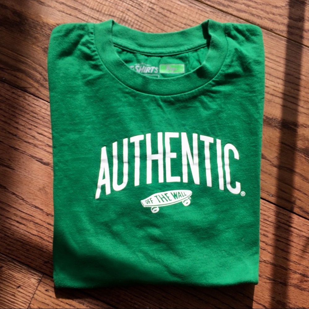 Vans boys large green T-shirt.
